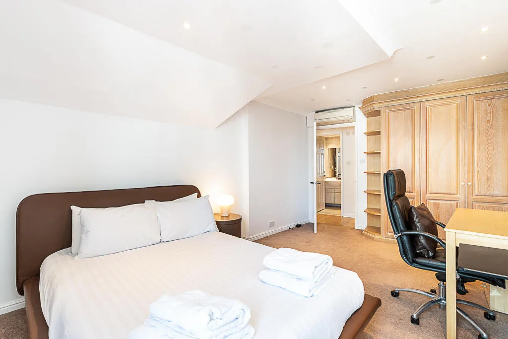 3 bedroom flat for rent