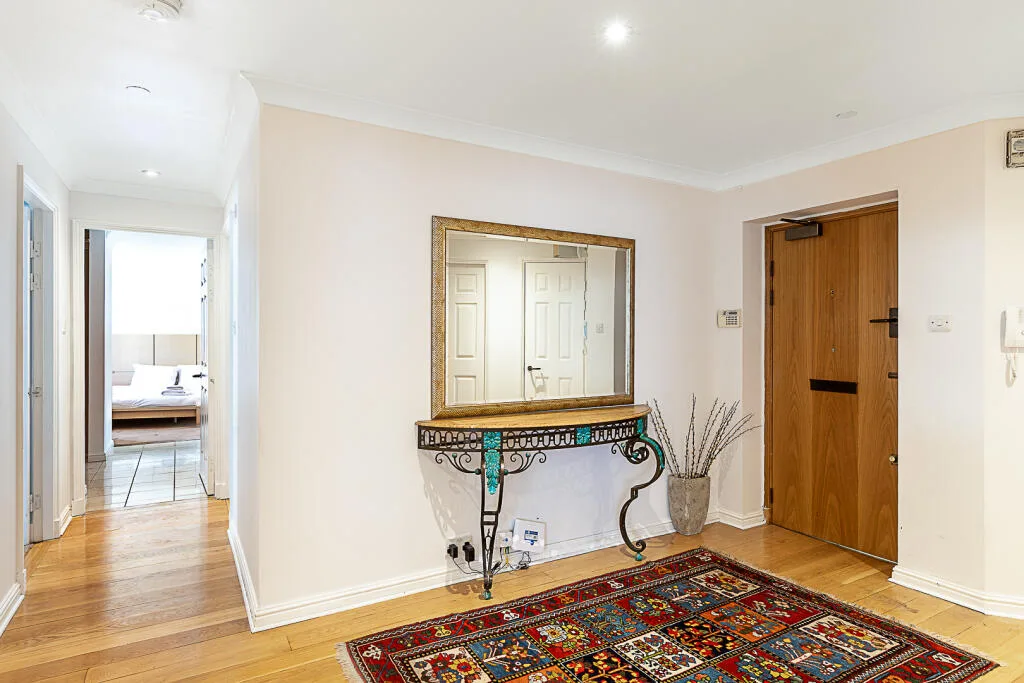 3 bedroom flat for rent