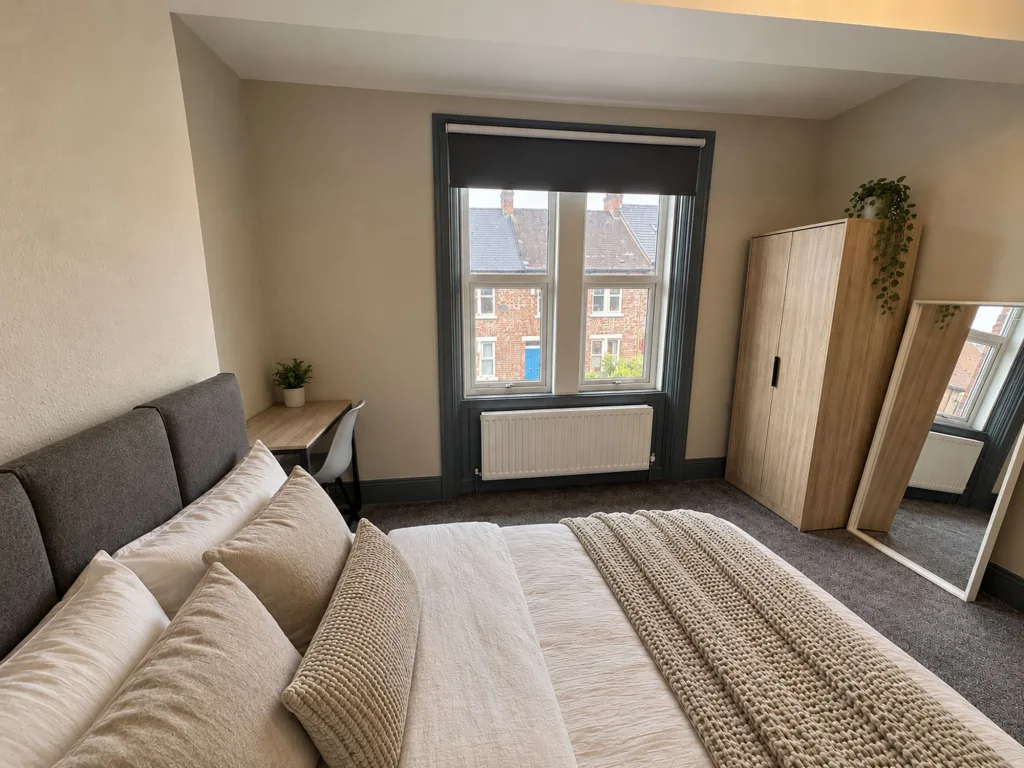 4 bedroom flat for rent