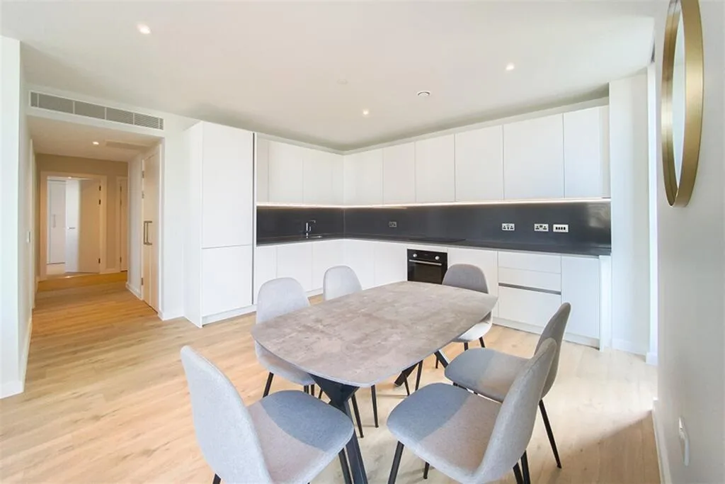 3 bedroom apartment for rent