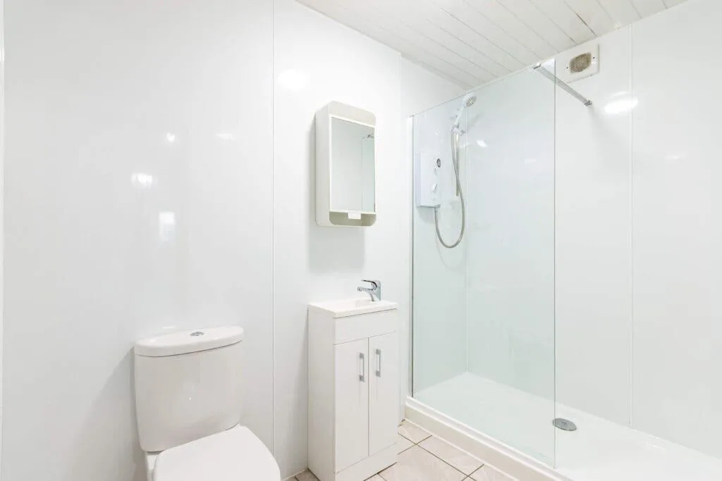 4 bedroom flat for rent