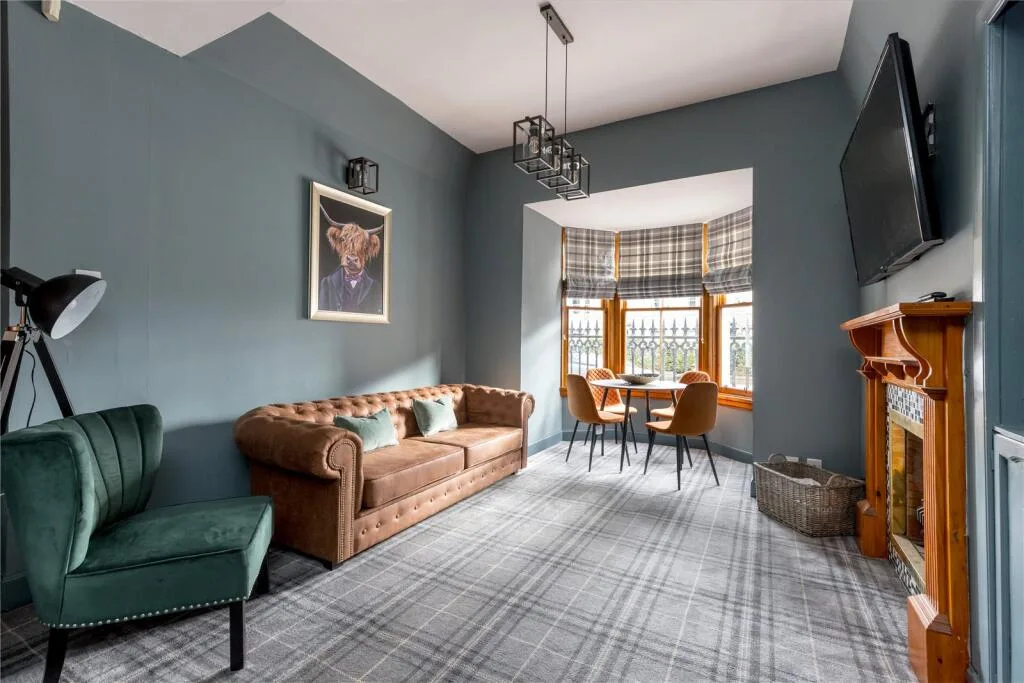 3 bedroom link detached house for rent