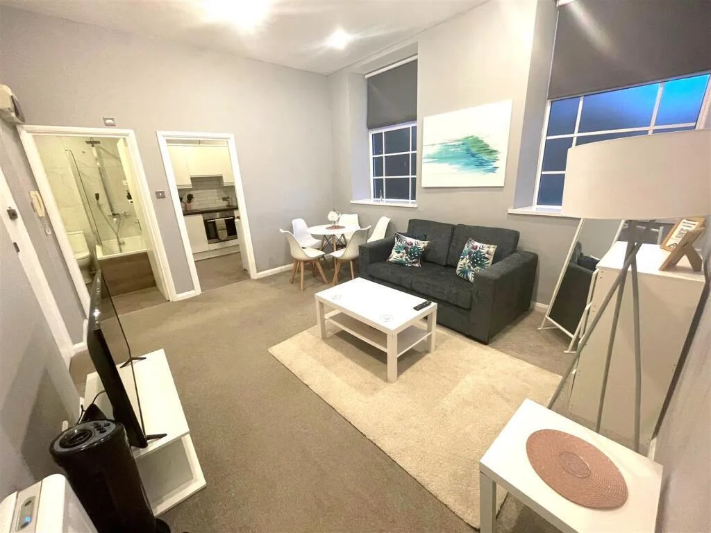 1 bedroom flat for rent