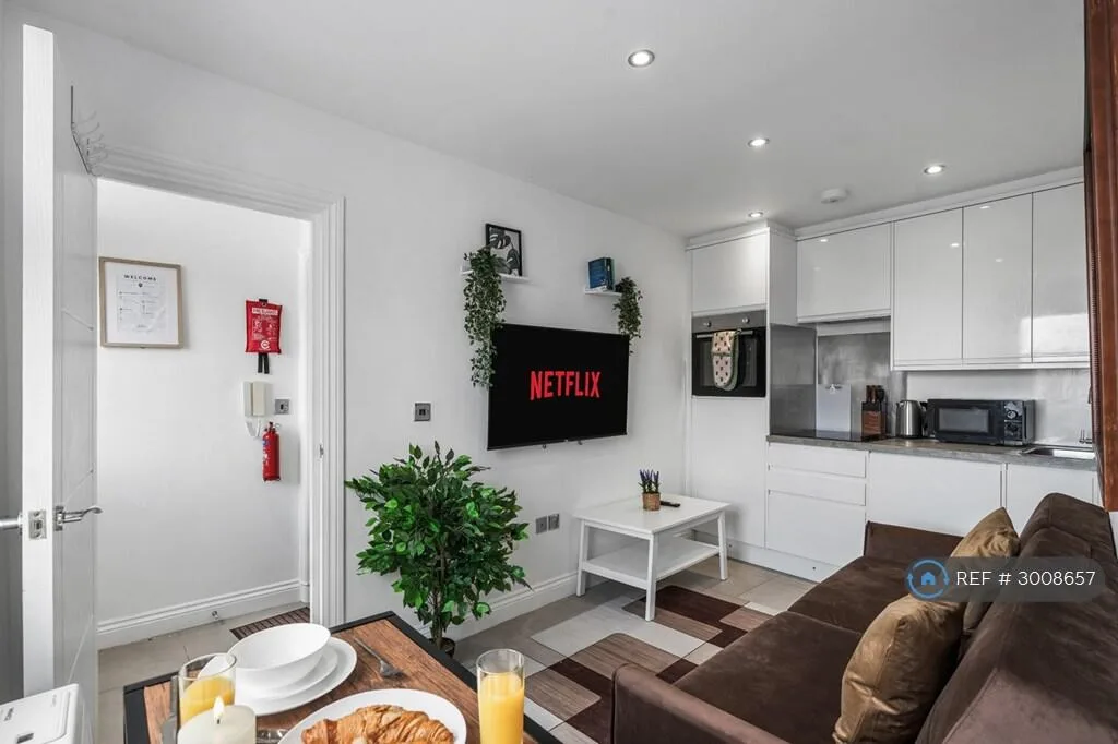 1 bedroom flat for rent