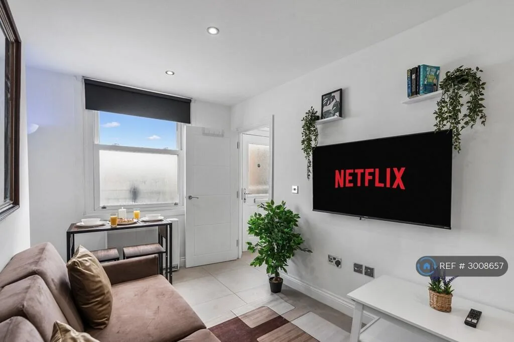 1 bedroom flat for rent