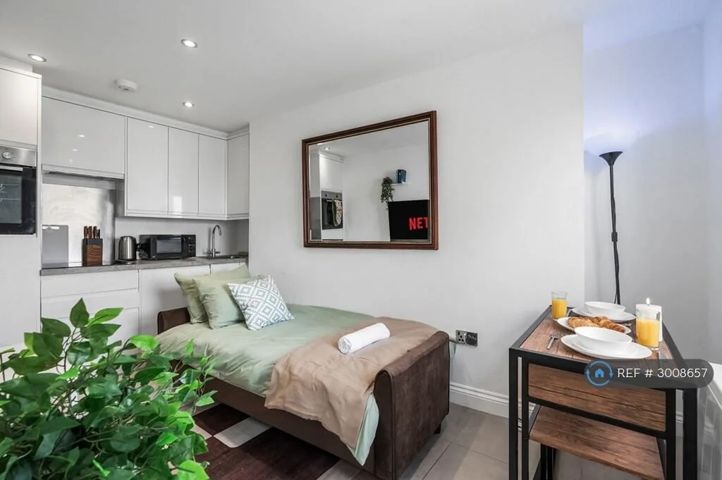 1 bedroom flat for rent