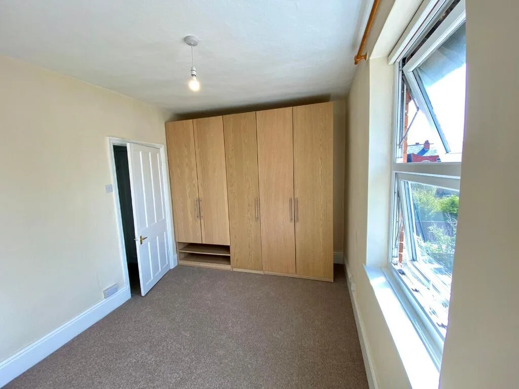 2 bedroom terraced house for rent