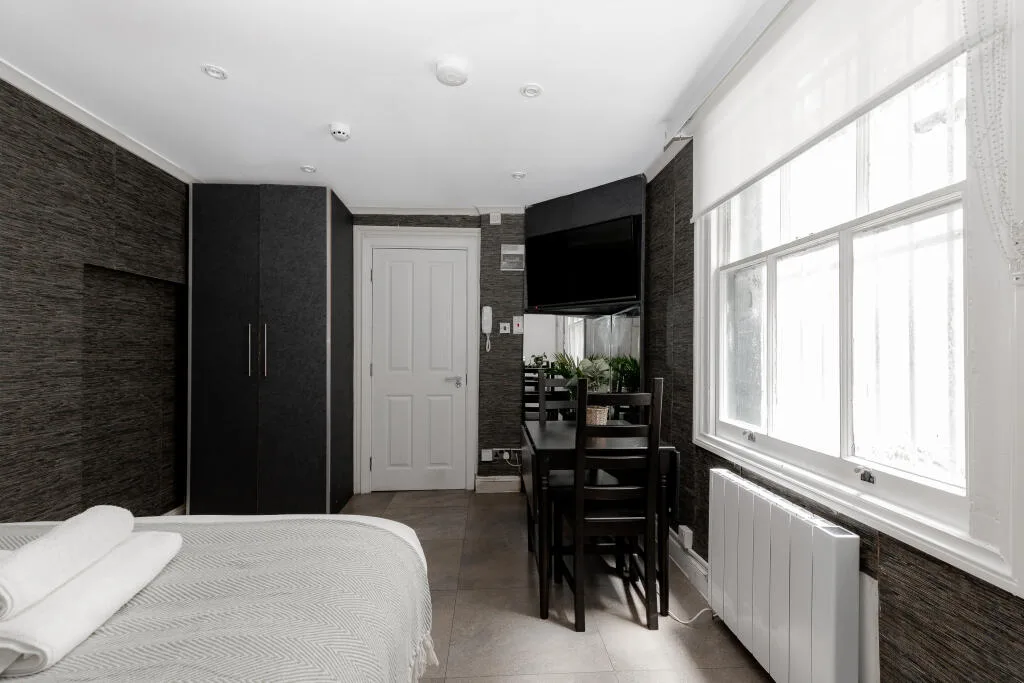 Studio flat for rent