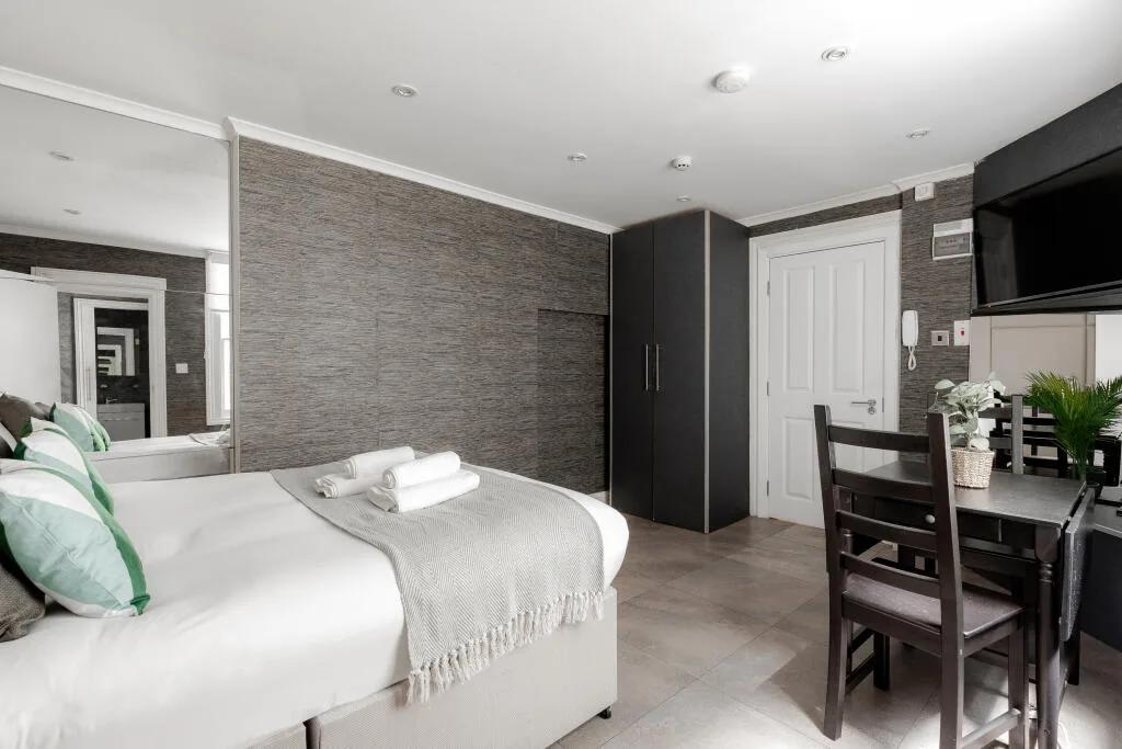 Studio flat for rent