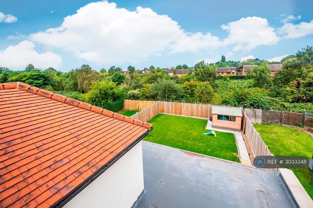 3 bedroom flat for rent