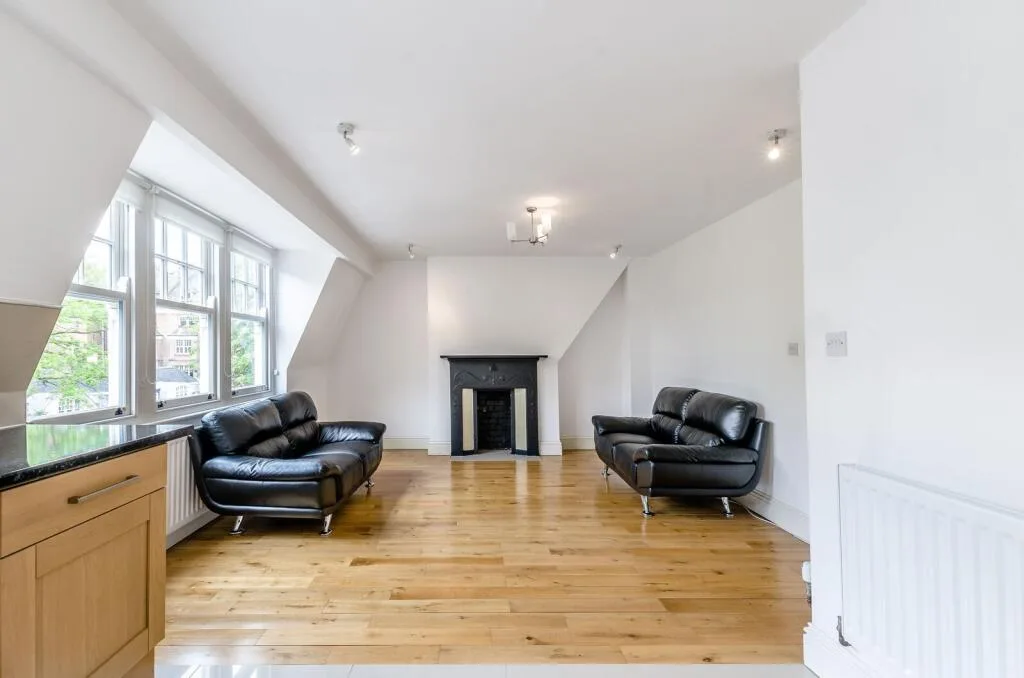 3 bedroom flat for rent