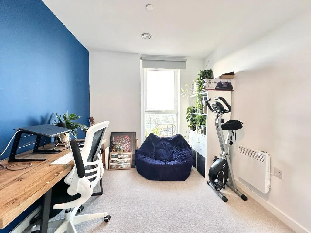 2 bedroom penthouse for rent