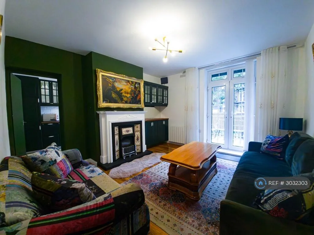 4 bedroom flat for rent