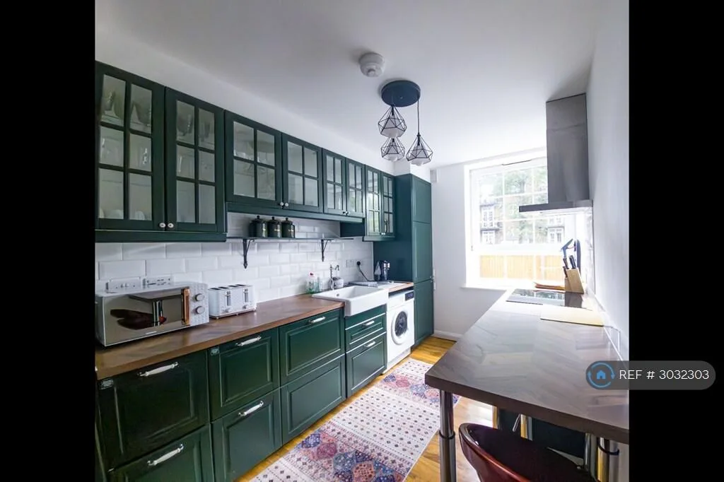 4 bedroom flat for rent