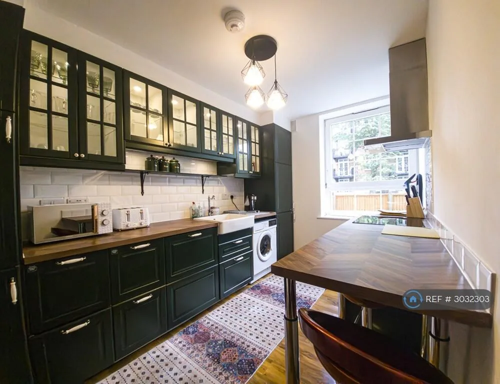 4 bedroom flat for rent