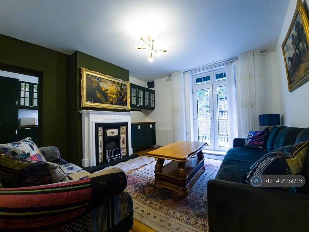 4 bedroom flat for rent