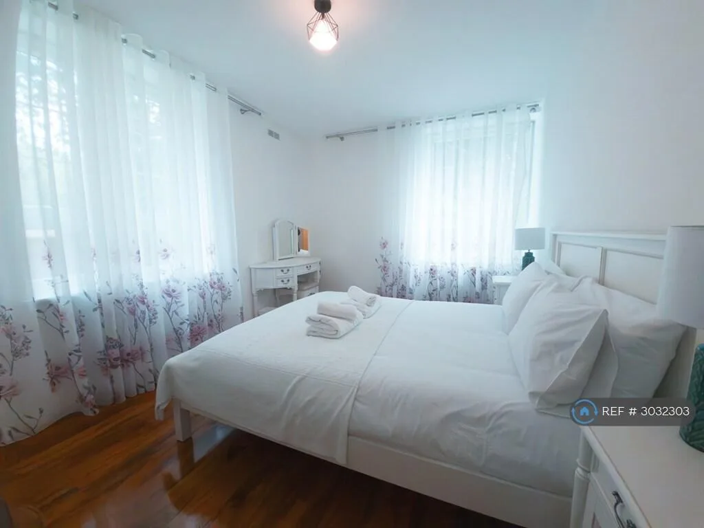 4 bedroom flat for rent