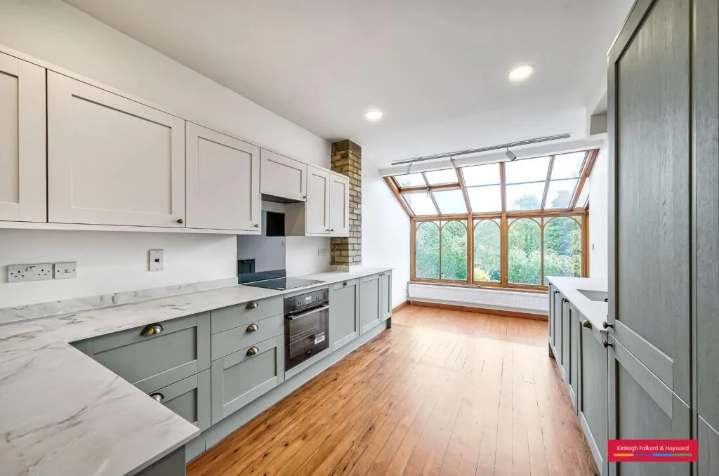 5 bedroom house for rent