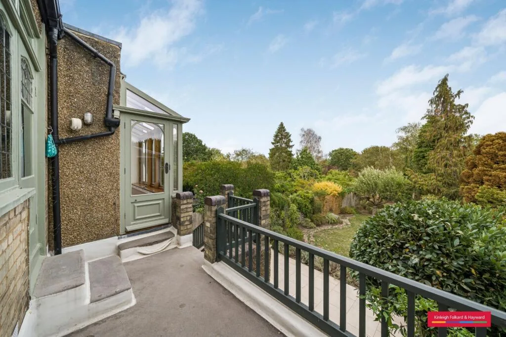 5 bedroom house for rent