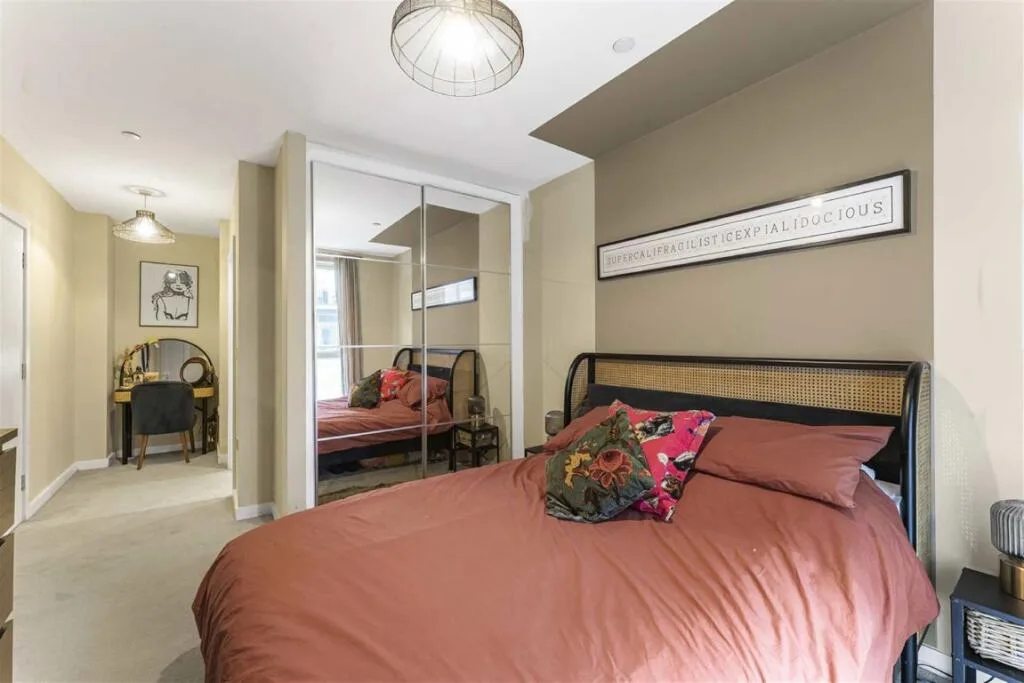 2 bedroom flat for rent