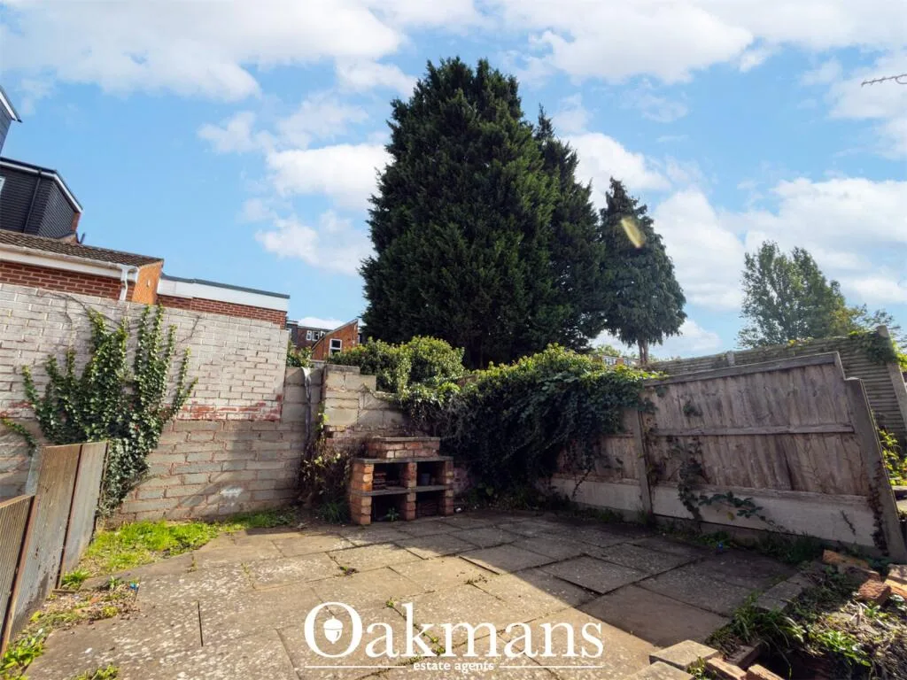 6 bedroom house for rent