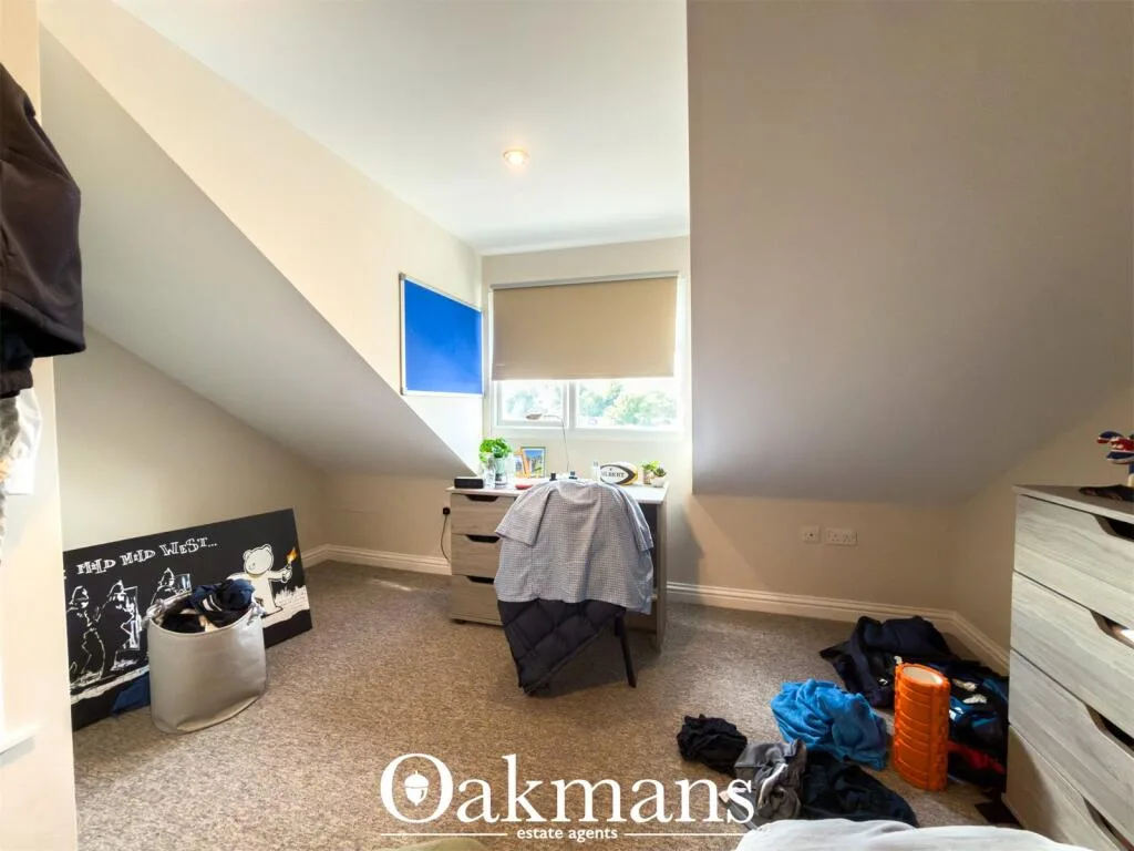 6 bedroom house for rent