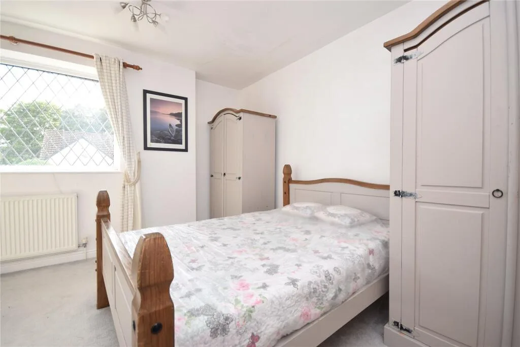 5 bedroom detached house for rent