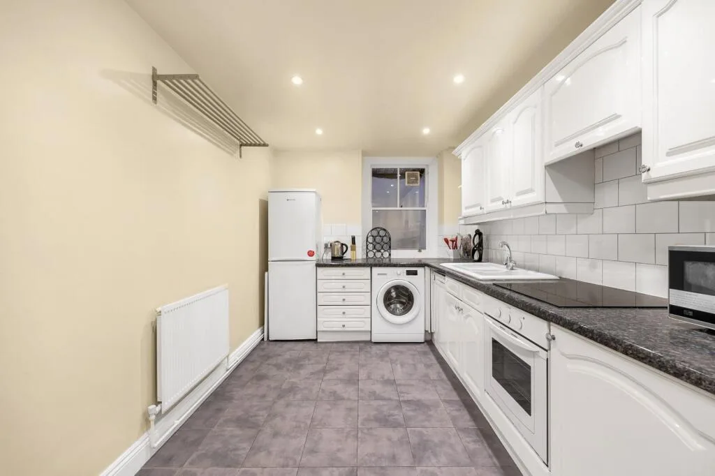 3 bedroom apartment for rent