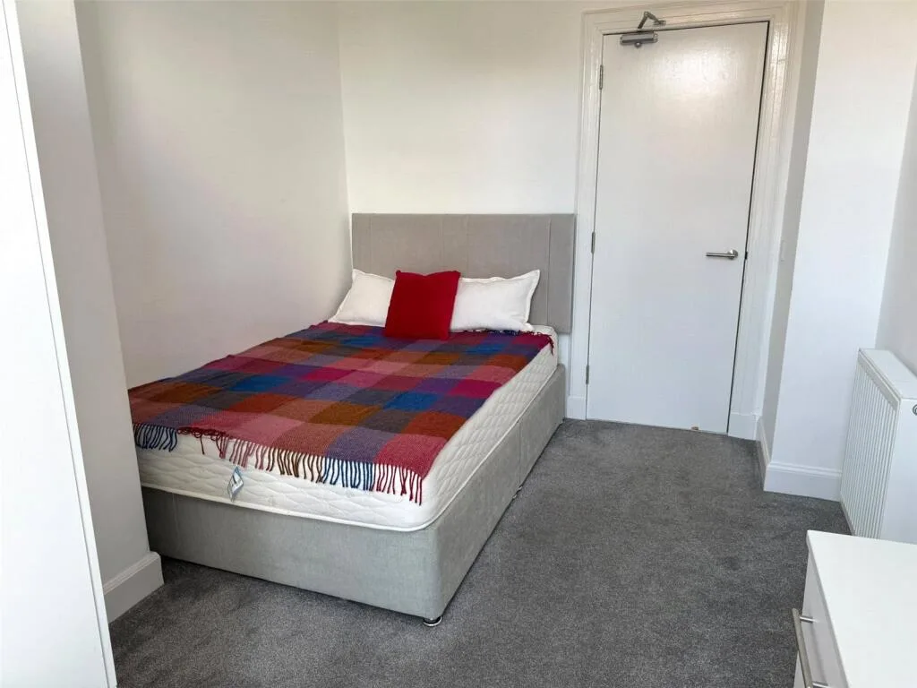 4 bedroom apartment for rent