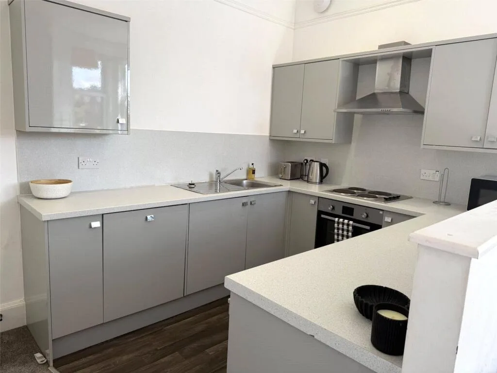 4 bedroom apartment for rent