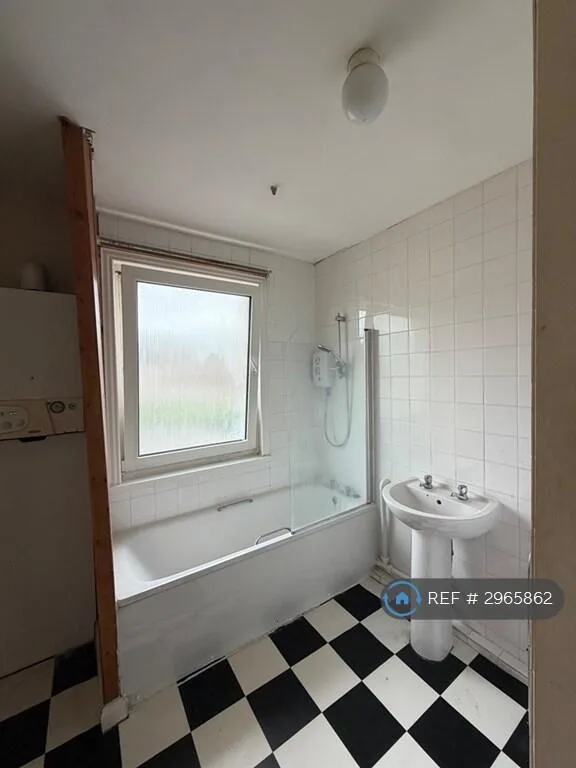 4 bedroom terraced house for rent