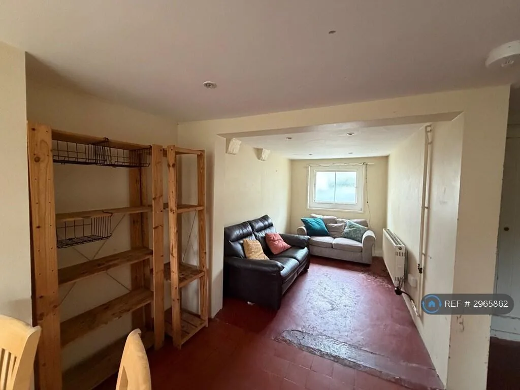 4 bedroom terraced house for rent