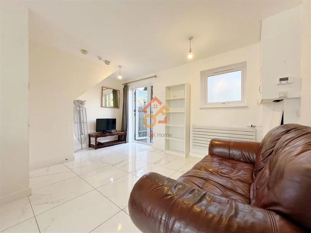 4 bedroom house for rent