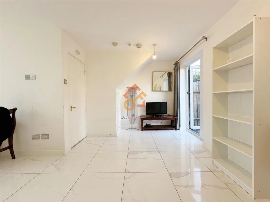 4 bedroom house for rent