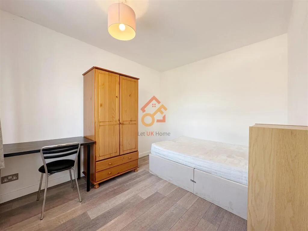 4 bedroom house for rent