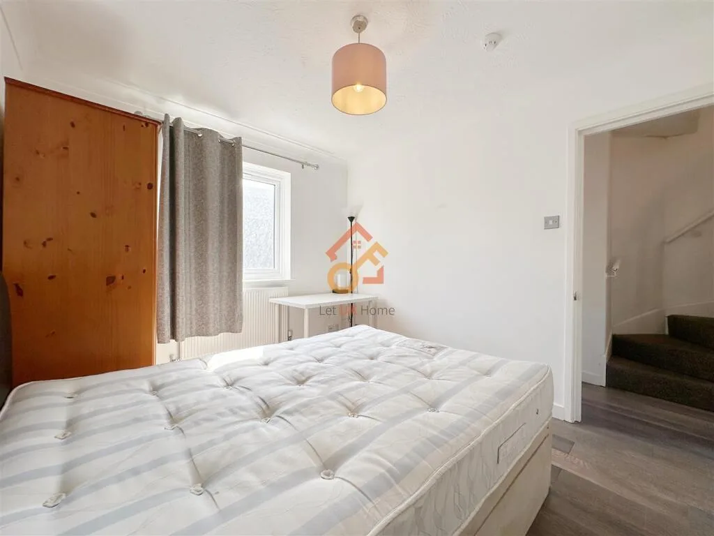 4 bedroom house for rent