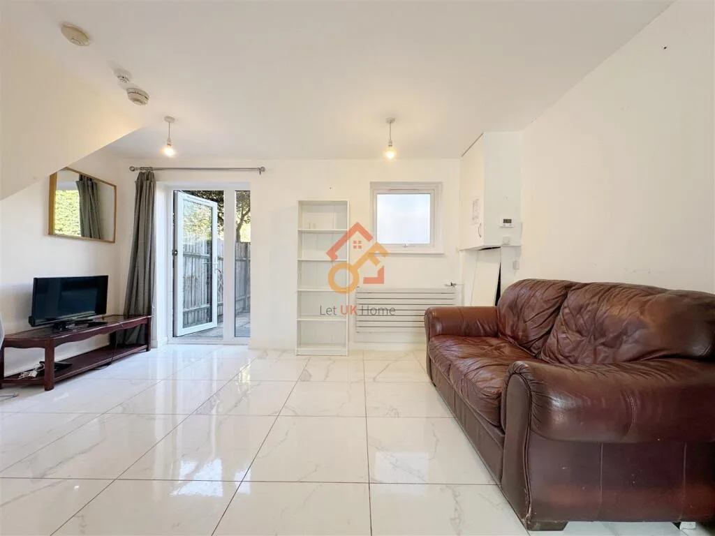 4 bedroom house for rent