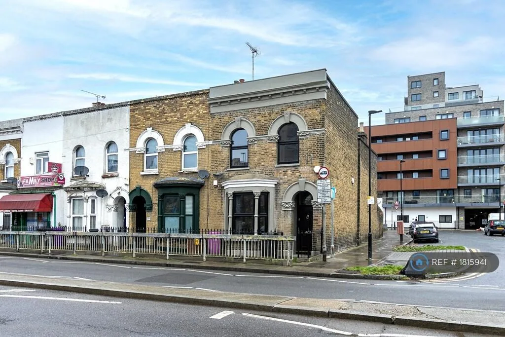 4 bedroom terraced house for rent