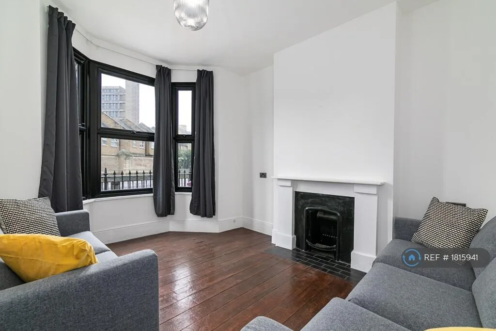 4 bedroom terraced house for rent