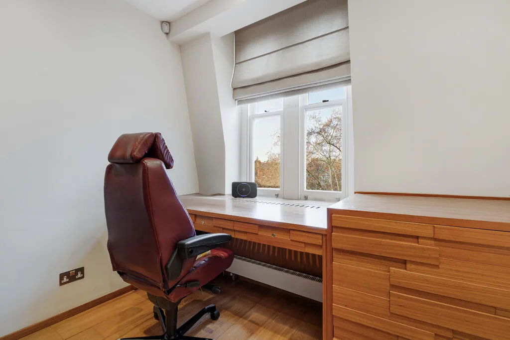 4 bedroom duplex for rent