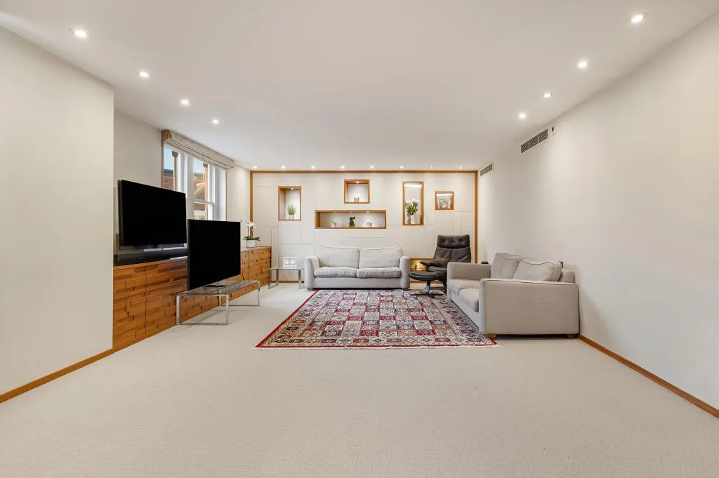 4 bedroom duplex for rent