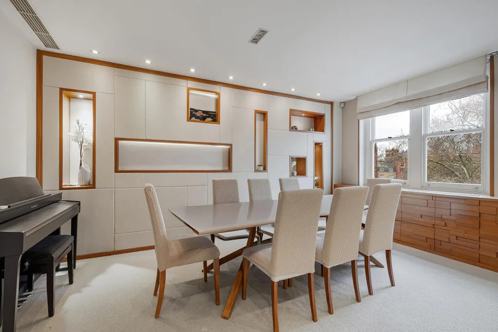 4 bedroom duplex for rent