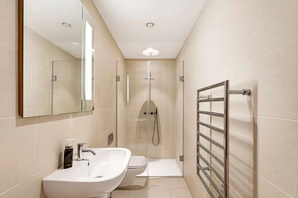 3 bedroom flat for rent