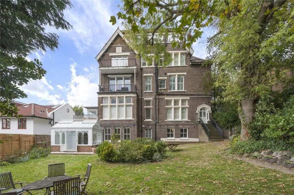 2 bedroom flat for rent