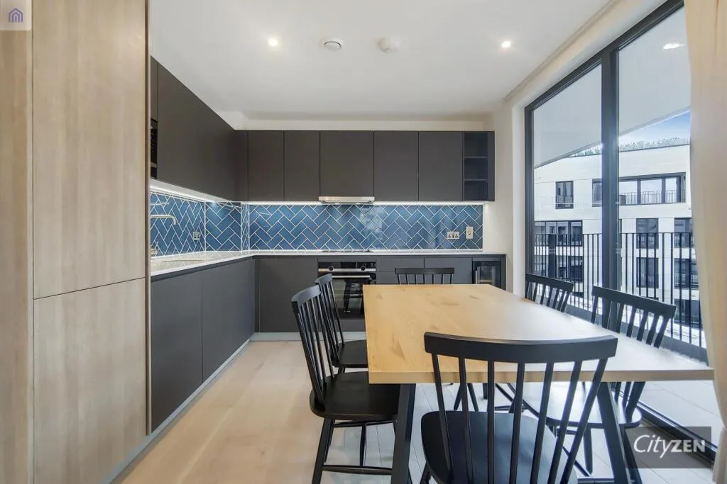 3 bedroom flat for rent