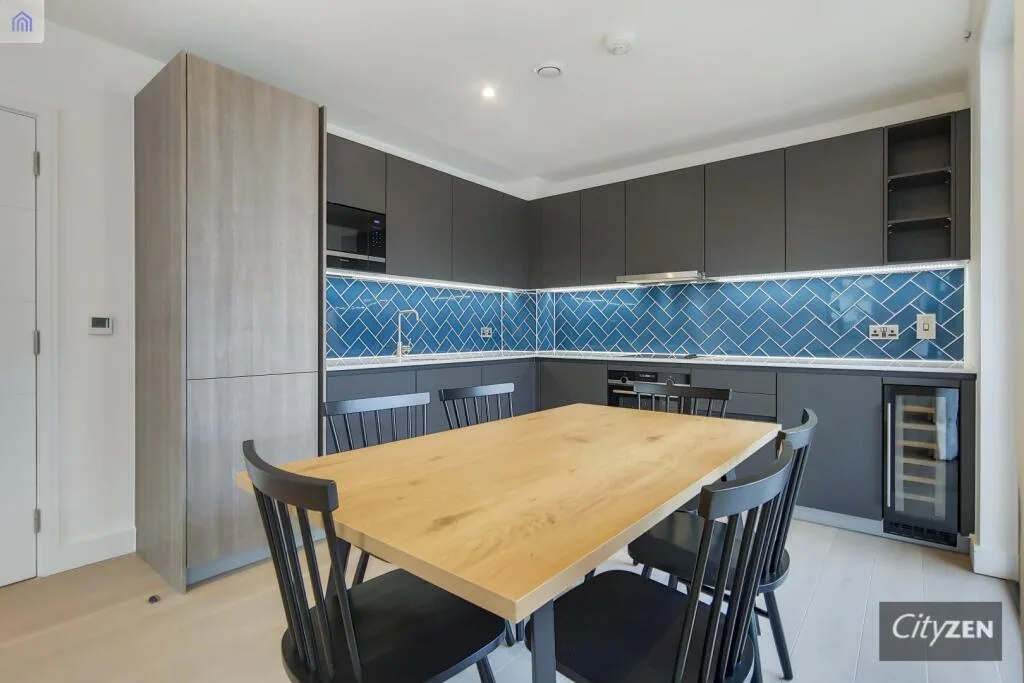 3 bedroom flat for rent