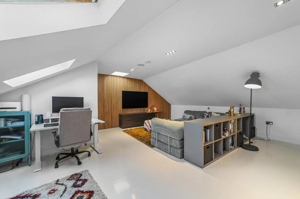 2 bedroom duplex for rent