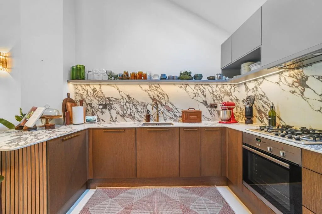 2 bedroom duplex for rent