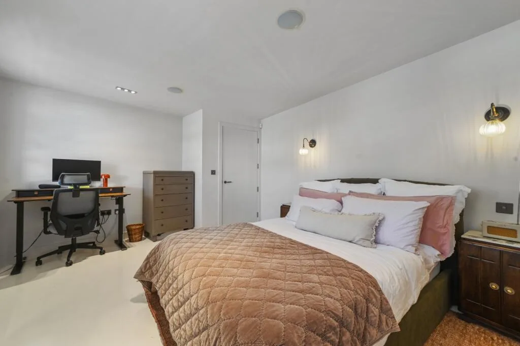 2 bedroom duplex for rent
