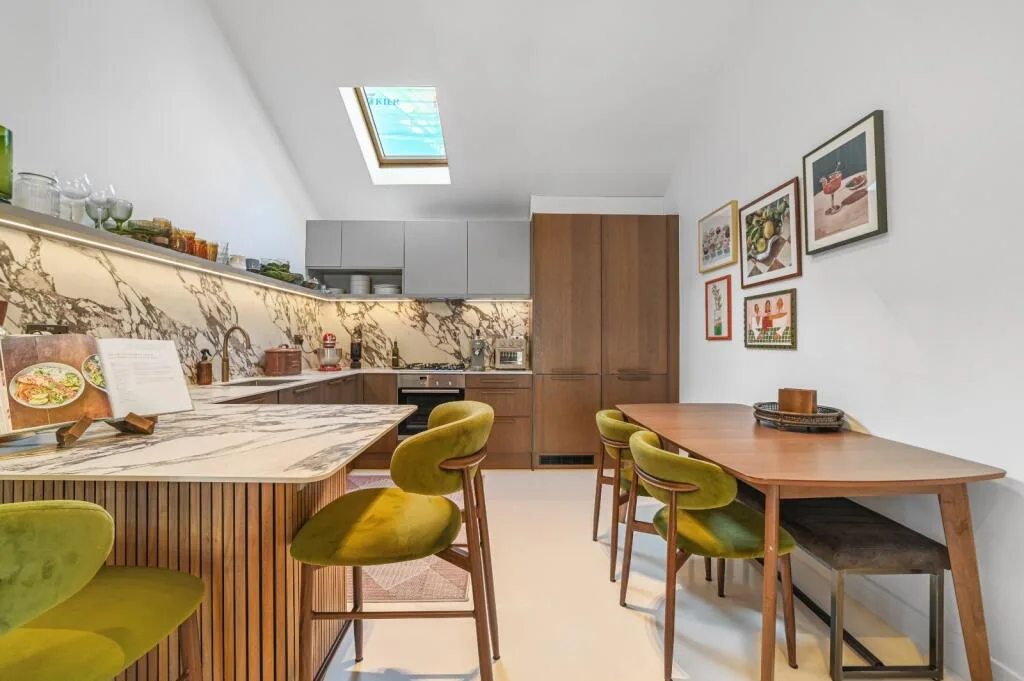 2 bedroom duplex for rent